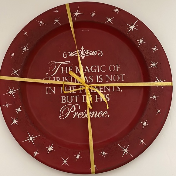 Adams & Co. Rustic Wood Holiday Plates - Picture 2 of 7